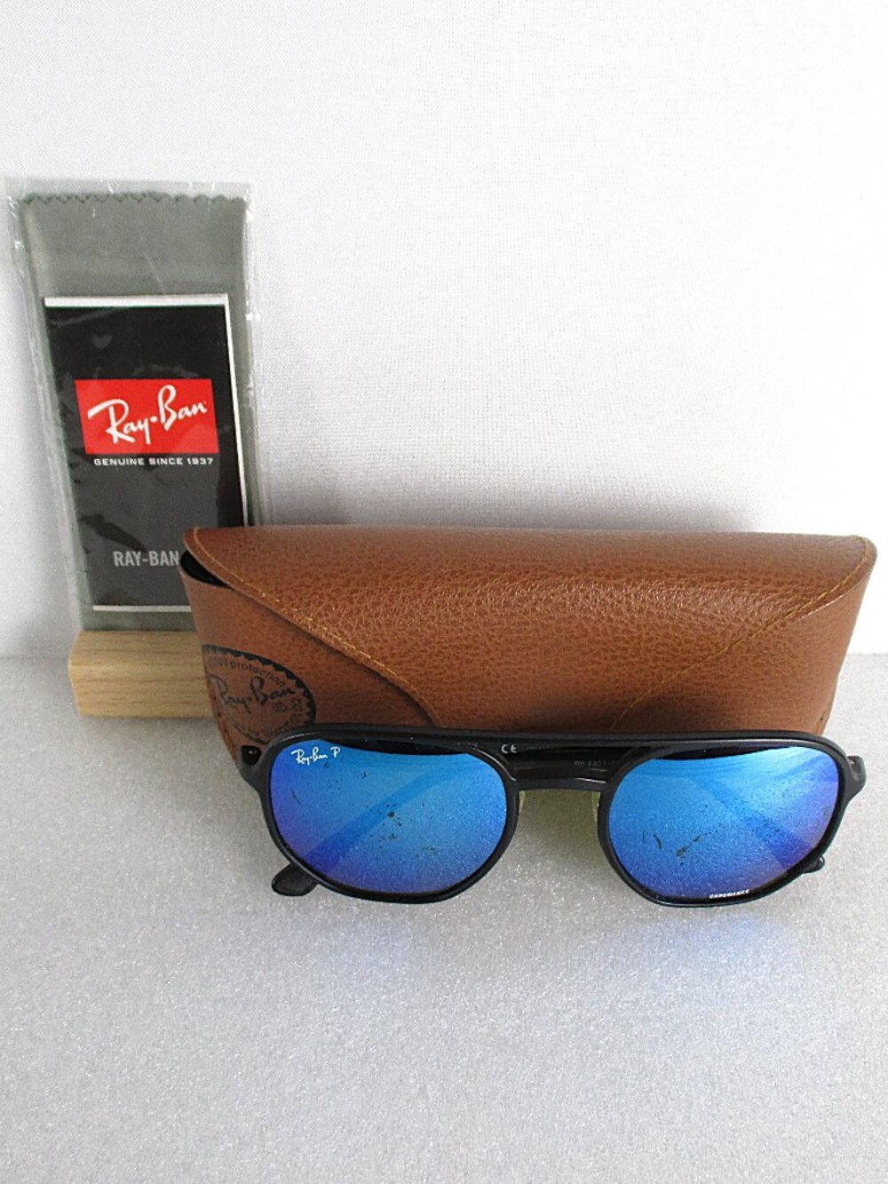 RAY-BAN #4321 CHROMANCE POLARIZED SUNGLASSES😎